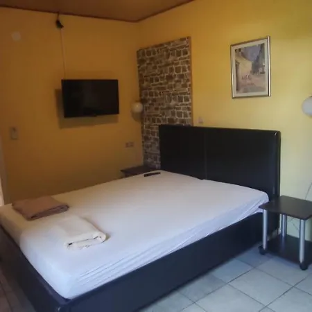 Apartment An Der Alten Romerstrasse *